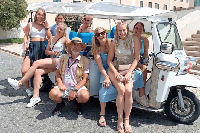 Half-Day Tuk Tuk Tour with Vegetarian or Vegan Meal - Avenida da Liberdade and the tour’s final stretch