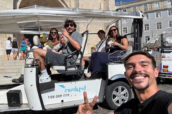 Halfday Tuk Tuk Tour Lisbon Highlights-Viewpoints-Local Stories - Starting in Baixa Pombalina