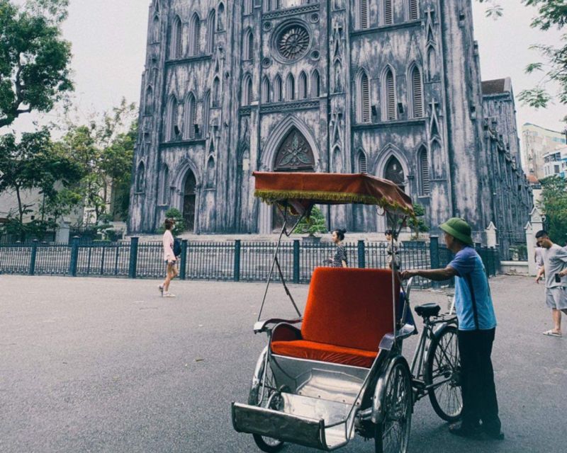 Hanoi: Embark On A Cyclo City View Tour - Tran Phu Train Road and the photo stop