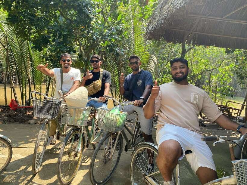 HCM: Mekong Delta Islands Boat & Tuk-Tuk Tour with Tastings - Tropical fruit and southern Vietnamese music