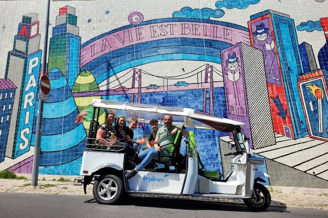 Heart of Lisbon Private Tuk Tuk Tour - Starting in Baixa, Lisbon’s planned heart