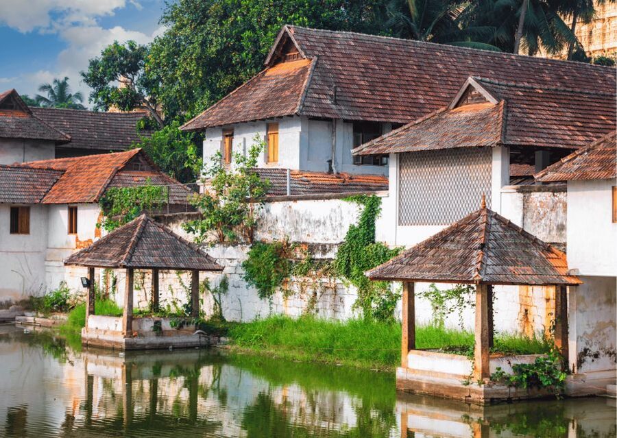Heritage Trivandrum Photography Walk Tour With Tuk Tuk Ride - Beginning at East Fort
