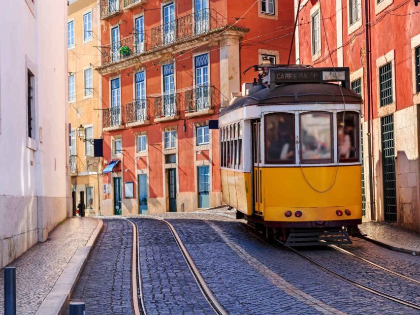 Historical Tuk Tuk Tour, Viewpoints and Old Neighborhoods - What the 90-minute schedule means for you