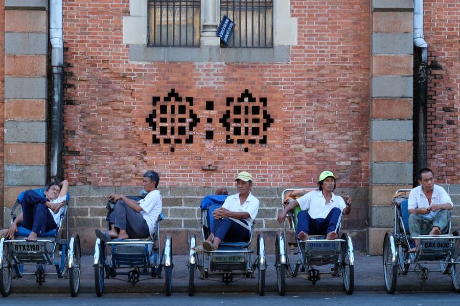 Ho Chi Minh City Cyclo Tour with English Speaking Guide - Why a cyclo is a smart way to see central Ho Chi Minh City