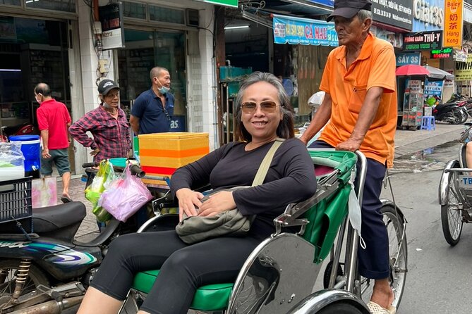 Ho Chi Minh City Sightseeing Panoramic Cyclo Private Tour - Along the Saigon River