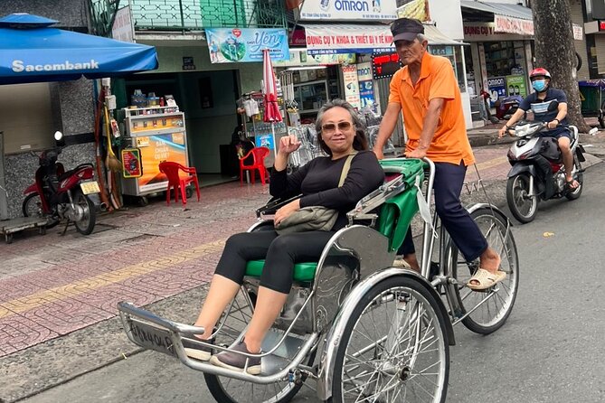 Ho Chi Minh City Sightseeing Panoramic Cyclo Private Tour - Nguyen Hue Boulevard and the French-Era Center