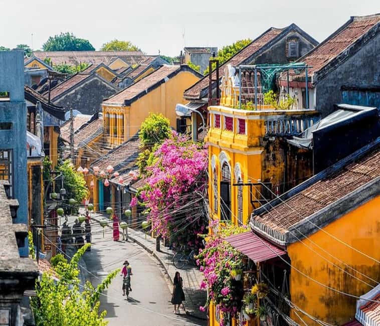 Hoi An Rickshaw Riding/Carpentry Class by Cruise & Foodie - Choosing between a 20-minute rickshaw ride and the Thu Bon cruise