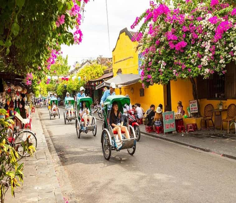Hoi An Rickshaw Riding/Carpentry Class by Cruise & Foodie - Walking from Central Market to Japanese Bridge