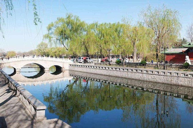 Houhai Hutong Tour: Rickshaw + Prince Gong & Soong Residences - Why Shichahai makes a good half-day base
