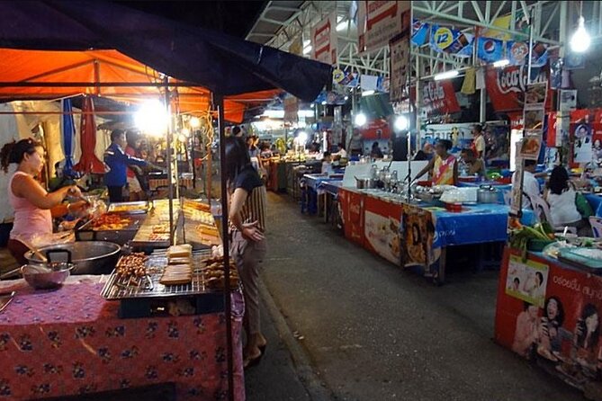 Hua Hin By Night Private Tour with TUK TUK - Thai dinner before the night market
