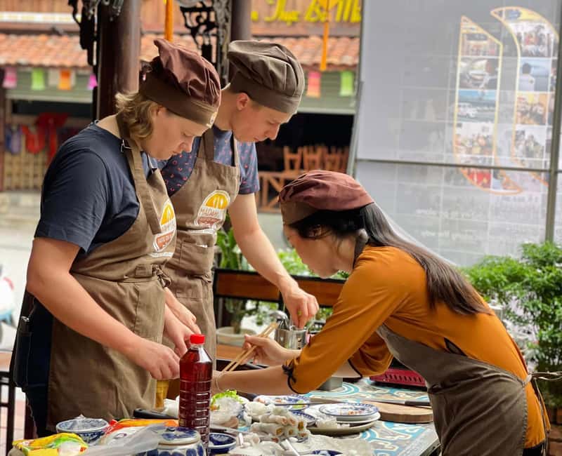 Hue City: Cyclo, Market Tour & Cooking Class at Madam Thu - Who should book this class