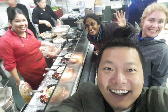 Hue Food Tour by Walking or Cyclo or Motorbike with Driver - Starting at Dong Ba Market at 5:30 p.m.