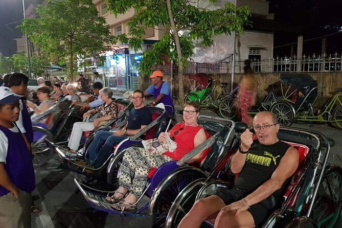 Hue Night Tour: Cyclo, Street Food & Folk Music on Perfume River - A 50-minute cyclo ride through central Hue