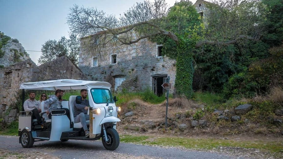 Hvar Island: eTuk Tuk Adventure Tour with a Guide - Guide quality and the value of a private tour