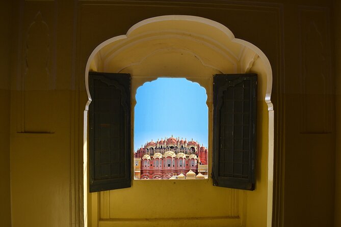 Jaipur: Discover Pink City on TukTuk (Guided Tour & Food Tasting) - World Trade Park: modern Jaipur enters the route