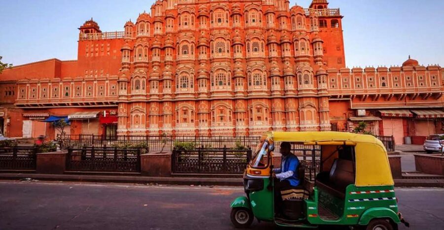 Jaipur: Full-Day Private Sightseeing Tour by Tuk Tuk - Jal Mahal is best treated as a photo stop