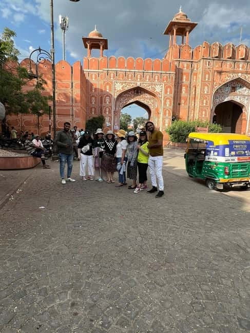 Jaipur: Full-Day Tuk-Tuk Sightseeing Tour with Monkey Temple - Amber Fort and Panna Meena Kund: Jaipur’s grand opening