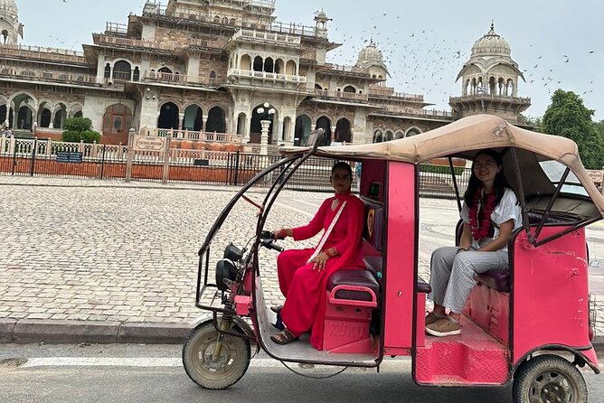 Jaipur Half-Day Heritage Tour by Women-Driven E-Rickshaw - Albert Hall Museum makes a strong final stop