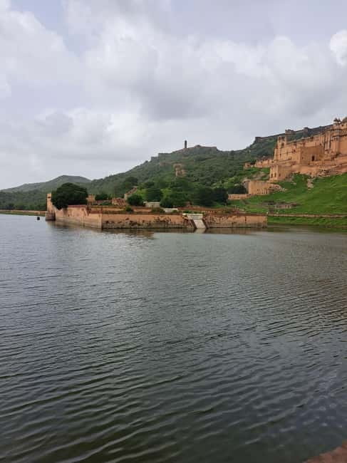 Jaipur Half Day Tour By Tuk Tuk With Local Chaiwala - Why a private tuk-tuk works well in Jaipur