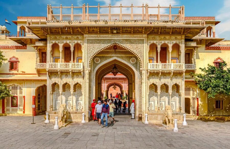 Jaipur: Private Full-Day City Tour by Tuk-Tuk or Car - Tuk-tuk or car: which should you choose?