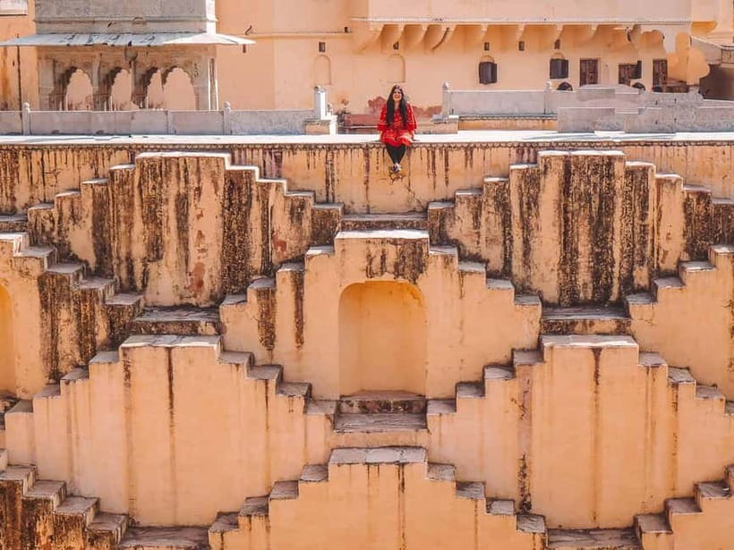 Jaipur: Private Full-Day City Tour by Tuk-Tuk or Car - Hawa Mahal and the old-city view