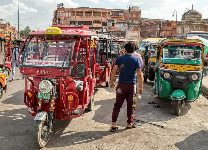 Jaipur: Private Full-Day City Tour By Tuk-Tuk with Pick-Up - What this Jaipur day covers