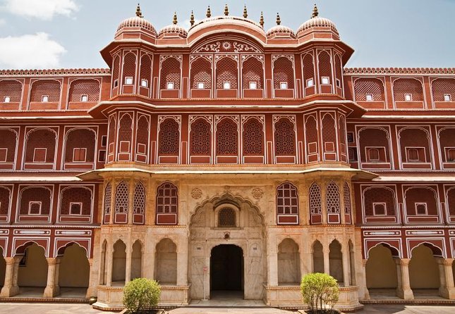 Jaipur Private Full-Day Sightseeing Tour by Tuk-Tuk with Pickup - Key points at a glance