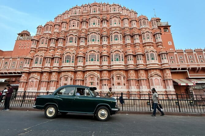 Jaipur Tuktuk Local Sightseeing Day Tour - The guides can shape the day
