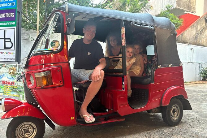 Kandy City Sightseeing Tour by Tuk Tuk - Key points to know before booking