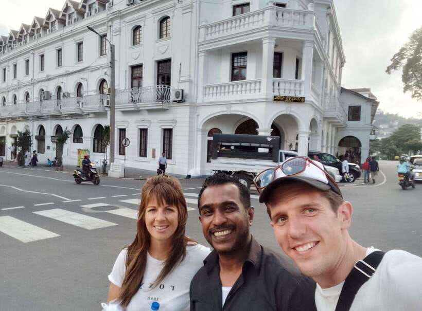 Kandy City Tour & Ambuluwawa Tuk Tuk Adventure - Wood carving, batik, masks, and the museum
