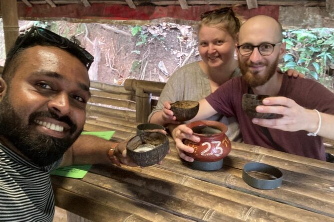 Kandy City Tour by TukTuk with Laka - Asgiriya Maha Viharaya adds quiet temple history