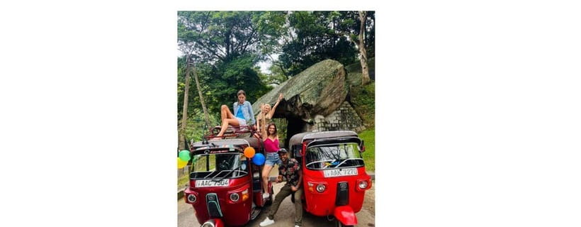 Kandy: City Tuk-Tuk Day Tours with a Local Guide - The Royal Botanical Garden at Peradeniya