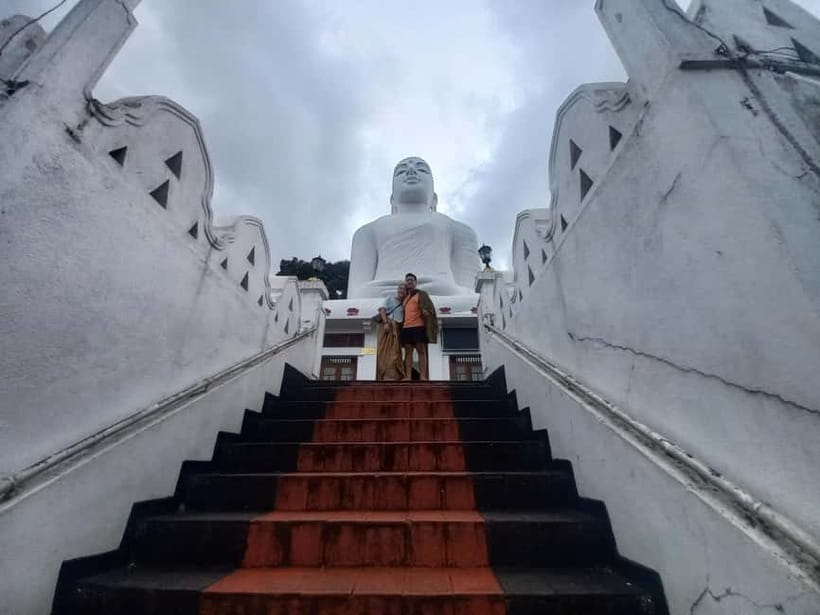 Kandy: Discover the City on a Private Guided by Tuk Tuk Tour - The Royal Botanical Gardens at Peradeniya