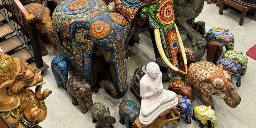 Kandy: Private Guided Tour with Local Highlights by Tuk Tuk - What the $9 price really delivers