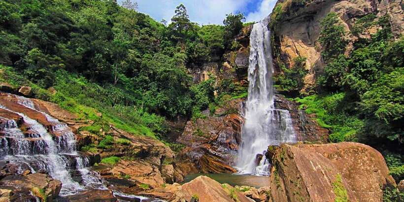 Kandy To Nuwara Eliya Day Tour By Tuk Tuk Sri lanka - Ramboda Waterfall and the first big mountain views