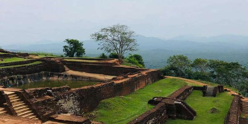 Kandy to Sigiriya Day Tours by Tuk Tuk - Dambulla Cave Temple deserves your attention