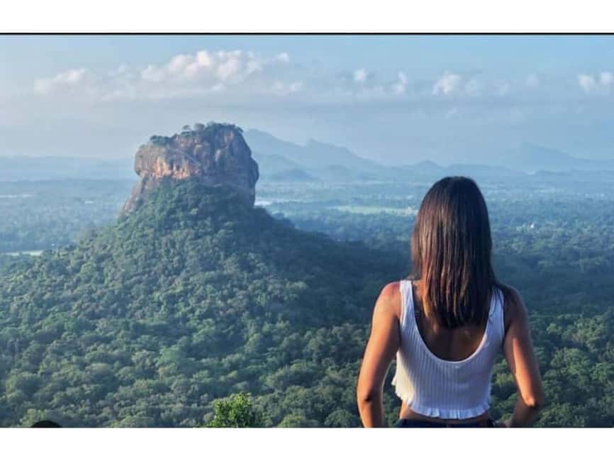 Kandy to Sigiriya Day Tours Tuk Tuk by Local - Dambulla Cave Temple and the value of paying extra