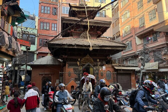 Kathmandu Food & Drink and Shopping Rickshaw Tour - Why this tour works as a first taste of Kathmandu