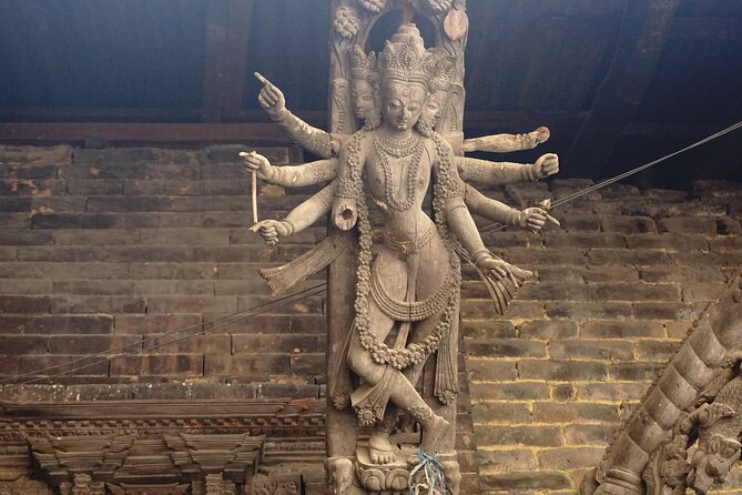 Kathmandu Rickshaw Tour Of Thamel And Durbar Square - The guide makes the difference
