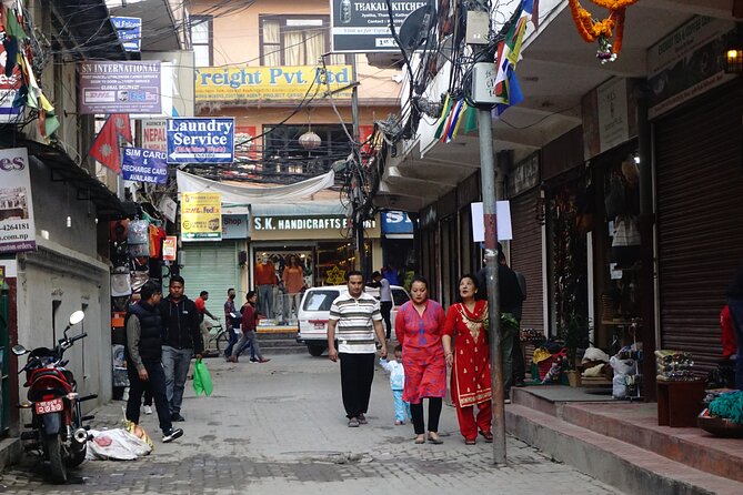 Kathmandu Rickshaw Tour Of Thamel And Durbar Square - Asan Tole Market: a short look at local commerce