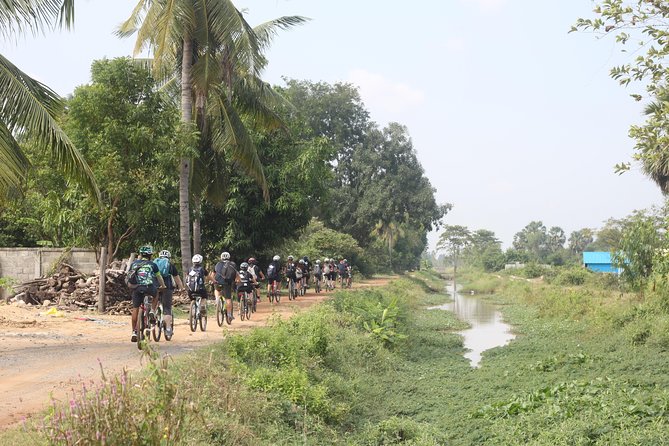 Killing Field & Paddy Rice Fields Tuk Tuk Adventure - Heat, cycling, and what to wear