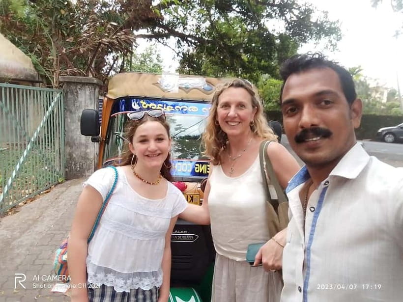 Kochi: Local Sightseeing Tuk-Tuk Tour - Dhobi Khana: a look at working Kochi