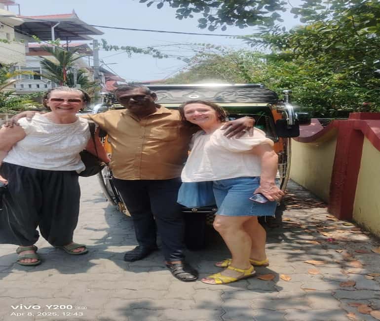 Kochi Shore Excursion: Tuk-Tuk Tour with Hidden Gems - Churches, cemeteries, and layered Kochi