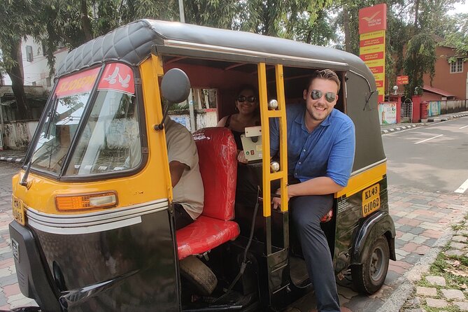 Kochi Tuk Tuk Local Tour - Jew Town, the Synagogue, and Mattancherry