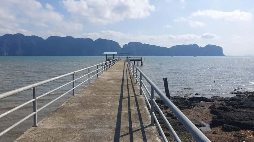 Koh Lanta Cultural Tuk-Tuk Tour: Old Town, Batik & Mangroves - Should you book the Koh Lanta Cultural Tuk-Tuk Tour?