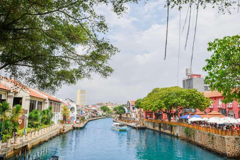 Kuala Lumpur: Private Malacca Night Tour w/Cruise & Trishaw - Red Square, Christ Church, and the Stadthuys
