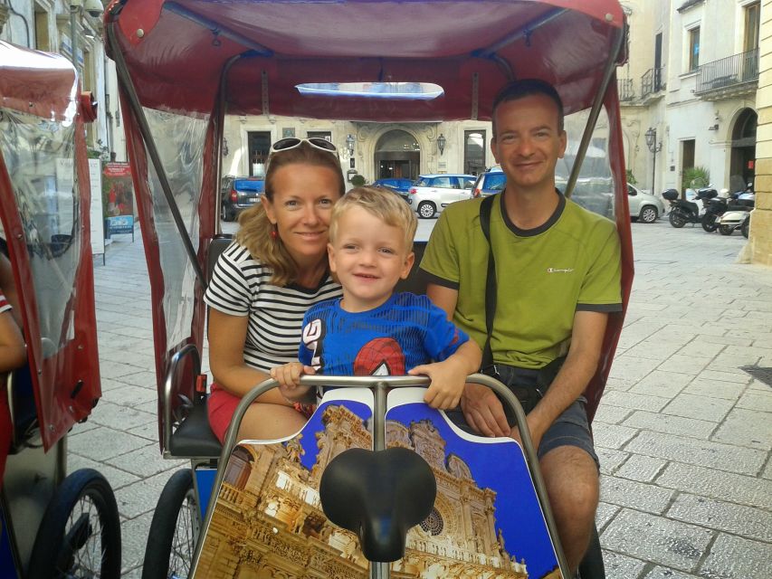 Lecce: City Highlights Guided Tour by Rickshaw - Piazza Sant’Oronzo and the Roman amphitheater