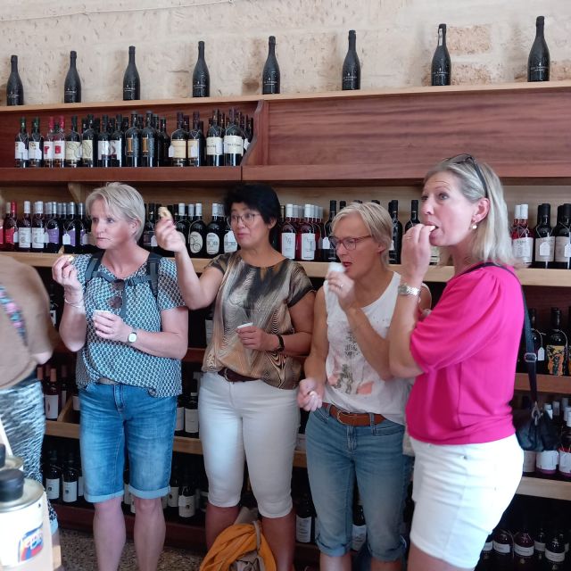 Lecce: Guided Tour & Wine Tasting by Rickshaw - Santa Croce and Lecce’s Baroque excess