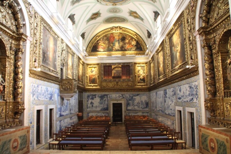 Lisbon: 3-Hour Sightseeing Tuk-Tuk Tour with Free Pickup - Alfama and the older side of Lisbon