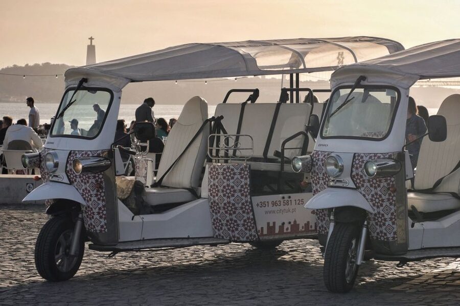 Lisbon: 3-Hour Street Art Tuk Tuk Tour - Who should book this Lisbon tuk tuk tour?
